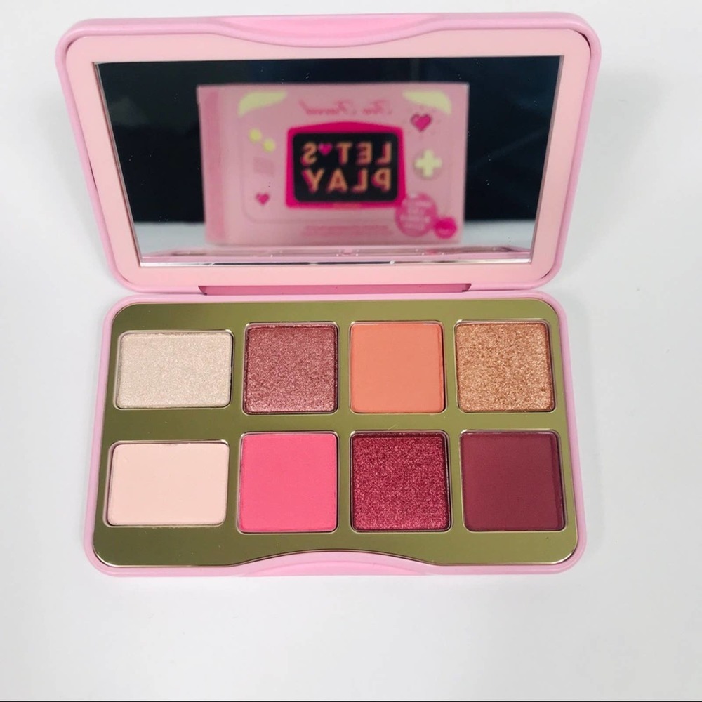 Too Faced Let’s Play Mini Eyeshadow Palette - Picture 5 of 5